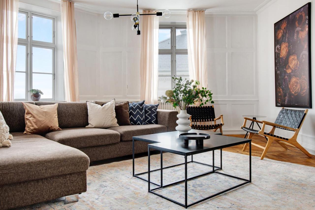 Sanders Square - Spacious Six-Bedroom Apartment Near Amalienborg København Ngoại thất bức ảnh