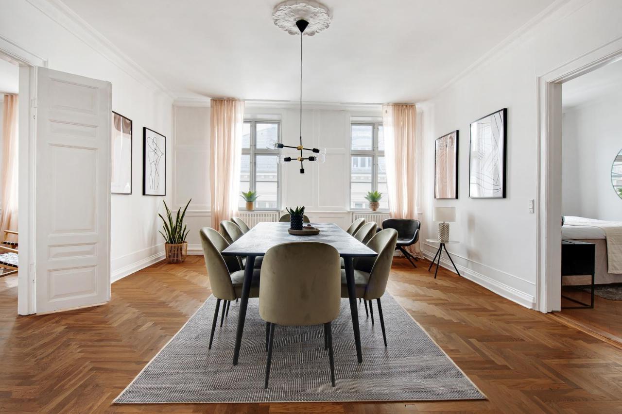 Sanders Square - Spacious Six-Bedroom Apartment Near Amalienborg København Ngoại thất bức ảnh